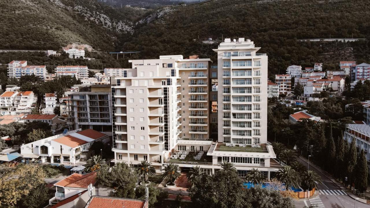 Hotel Ami Budva Petrovazzo Esterno foto